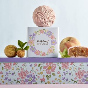 SNOW SKIN - Peach Fig Serenade — Cannellini Beans with White Peach & Figs (PINK) 80g<br>冰皮 - 白桃无花果雪韵 （白芸豆白桃无花果） 80克<br>8pcs in Gift Box @$60/box