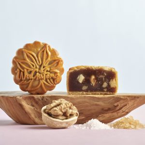 BAKED - Salted Caramel Walnut Luxe — Lotus Paste with Sea Salt, Caramel & Walnut <br>烘皮 - 咸焦糖核桃臻享 （白莲海盐焦糖核桃） 80克 <br>8pcs in Gift Box @ $62.00/box